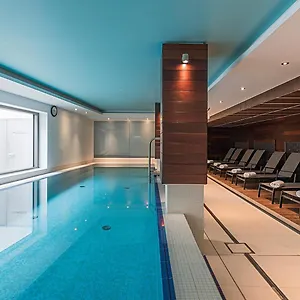 **** Hotel Pestana Tiergarten Německo