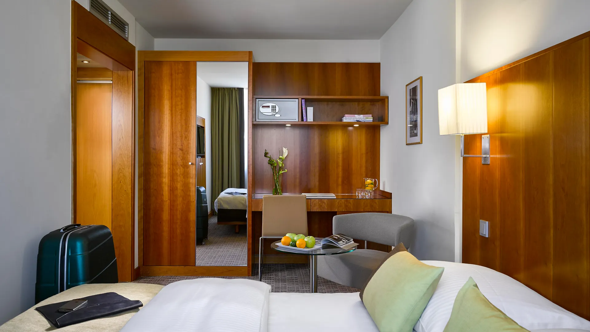 K+K Hotel Am Harras Munich 4*,